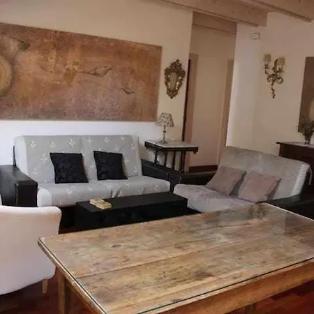 Bonito Apartamento Para 2 Personas Apartament Castejón de Sos